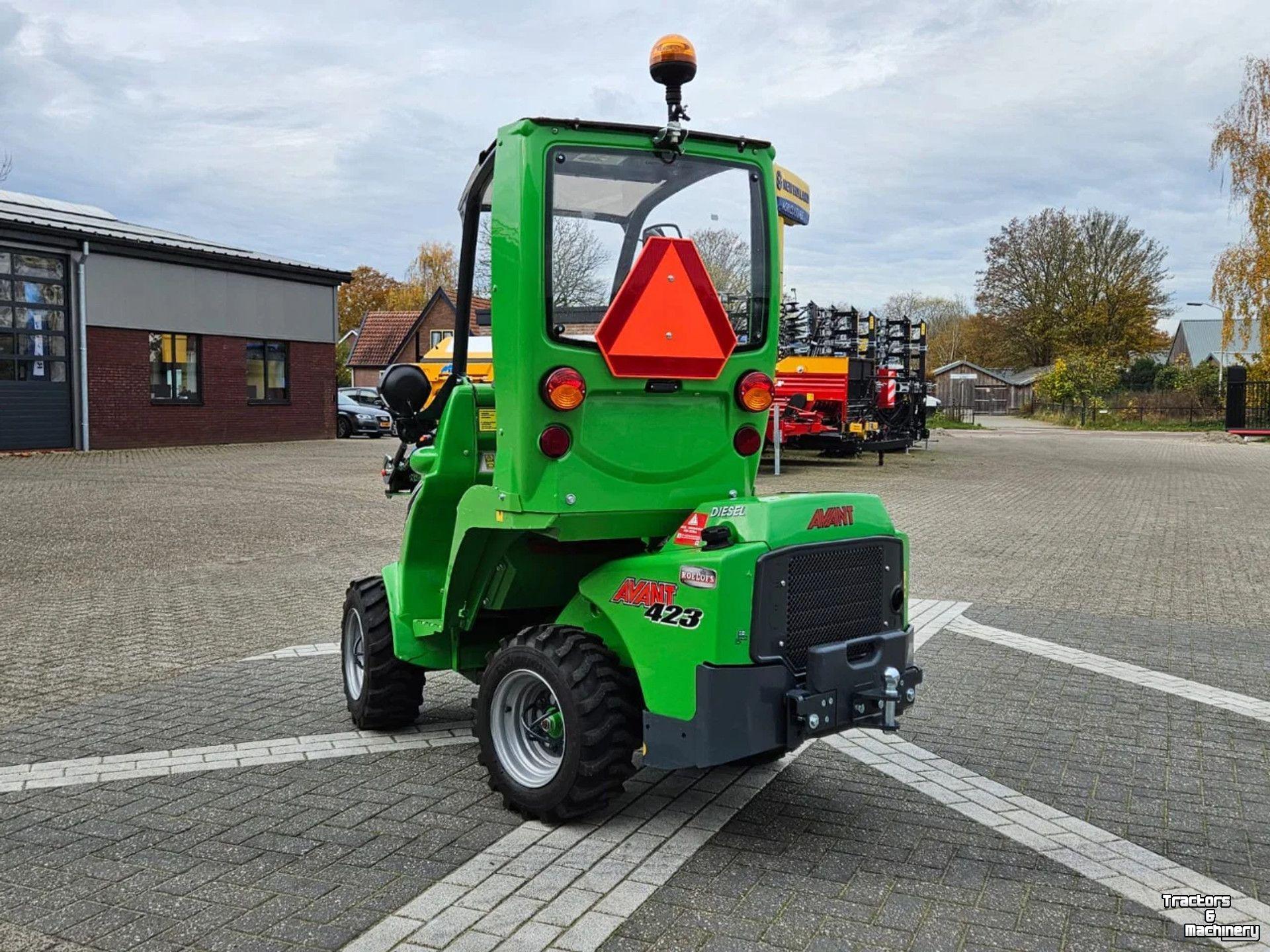 Wheelloader Avant 423 mini-shovel