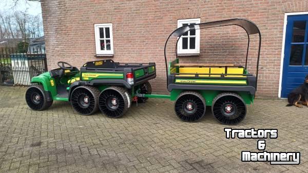 Small-track Tractor John Deere gator 6x4 diesel