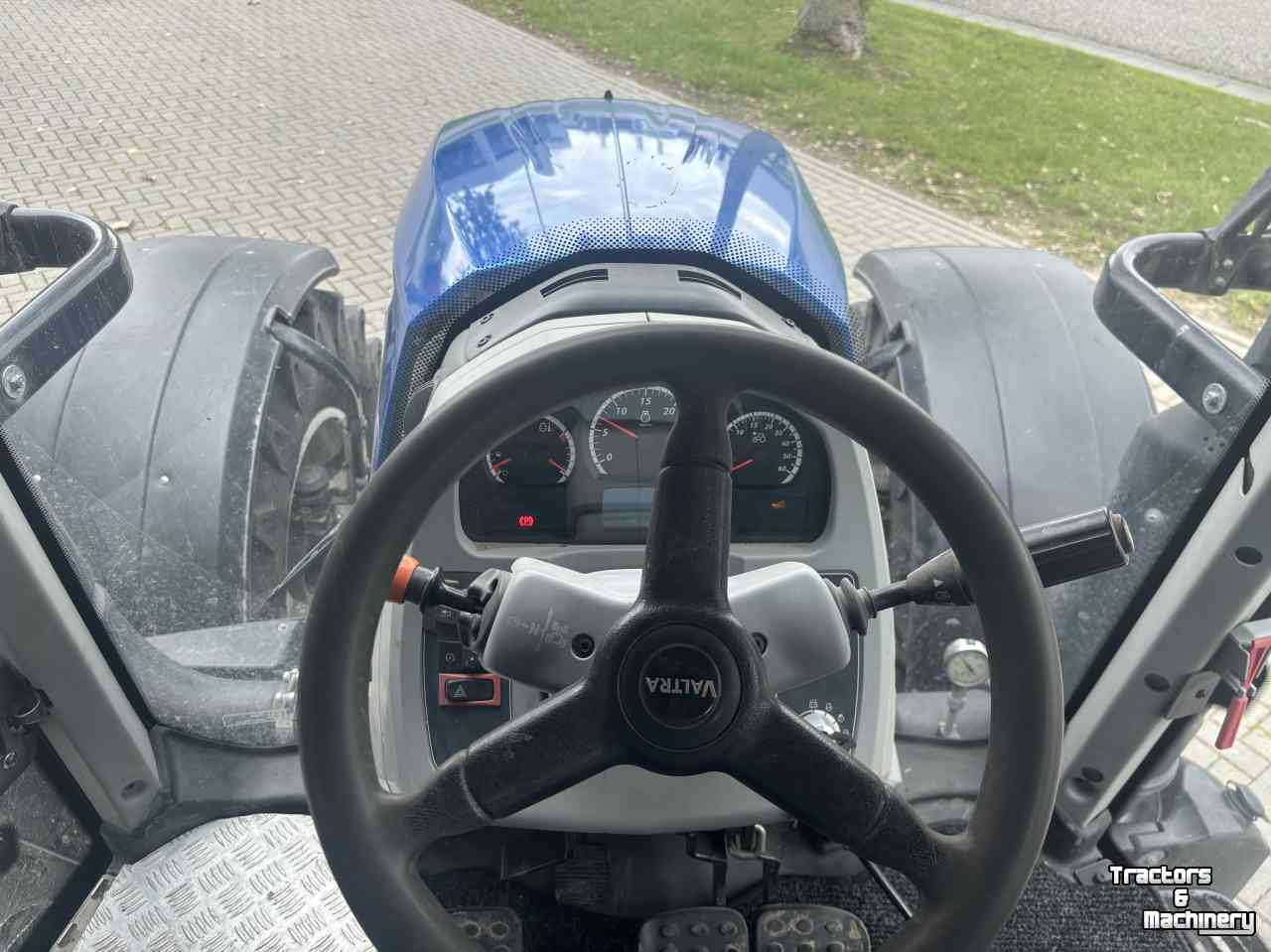 Tractor Valtra N174 Versu