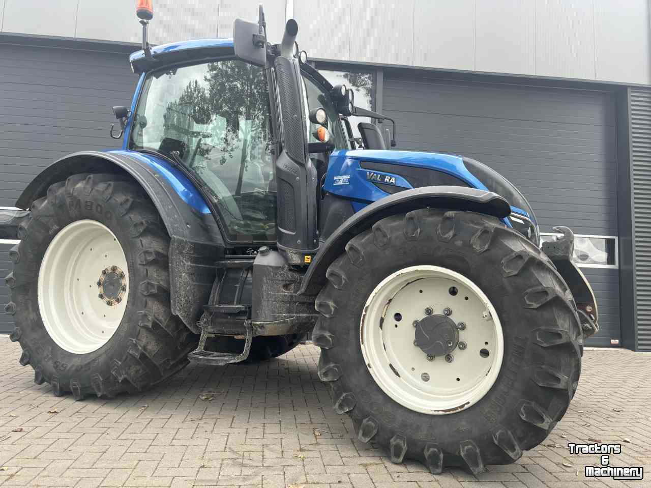 Tractor Valtra N174 Versu