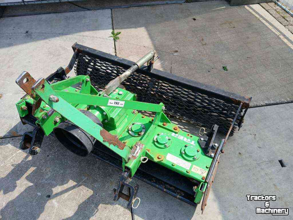 Horticultural Tractors  Diverse werktuigen voor achter de minitractor