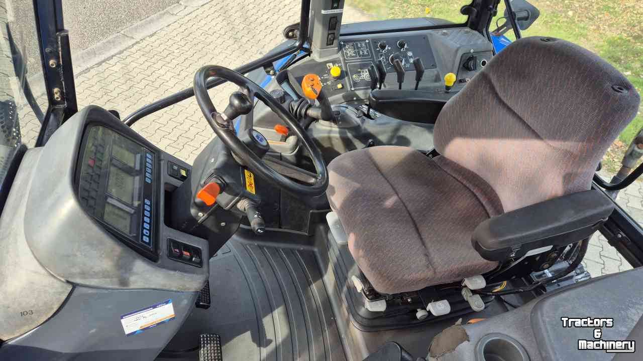 Tractor New Holland TM155 PC 40Kmh. met kruip en Airco
