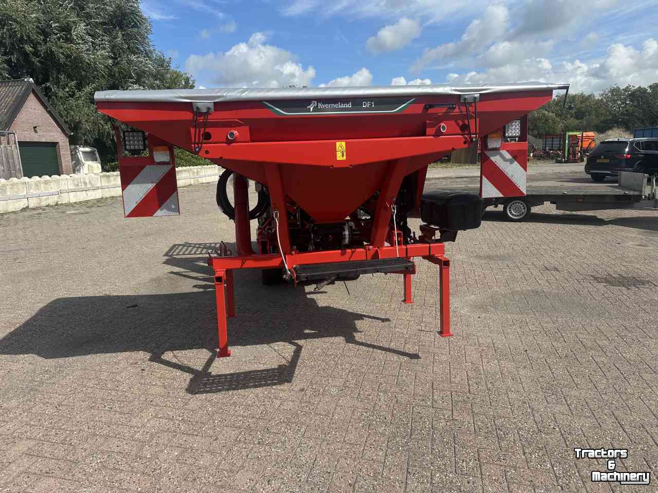 Front hopper seed drill Kverneland Df1