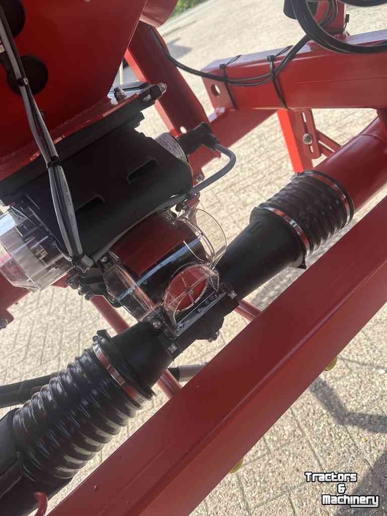 Front hopper seed drill Kverneland Df1