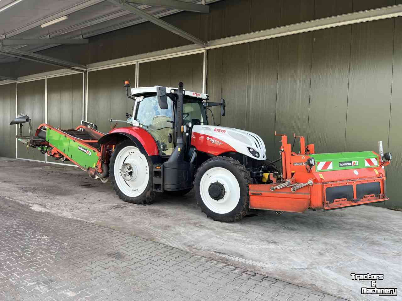 Onion harvester Holaras UM150-F - UR-135-DB Uienrooiset oogstmachines