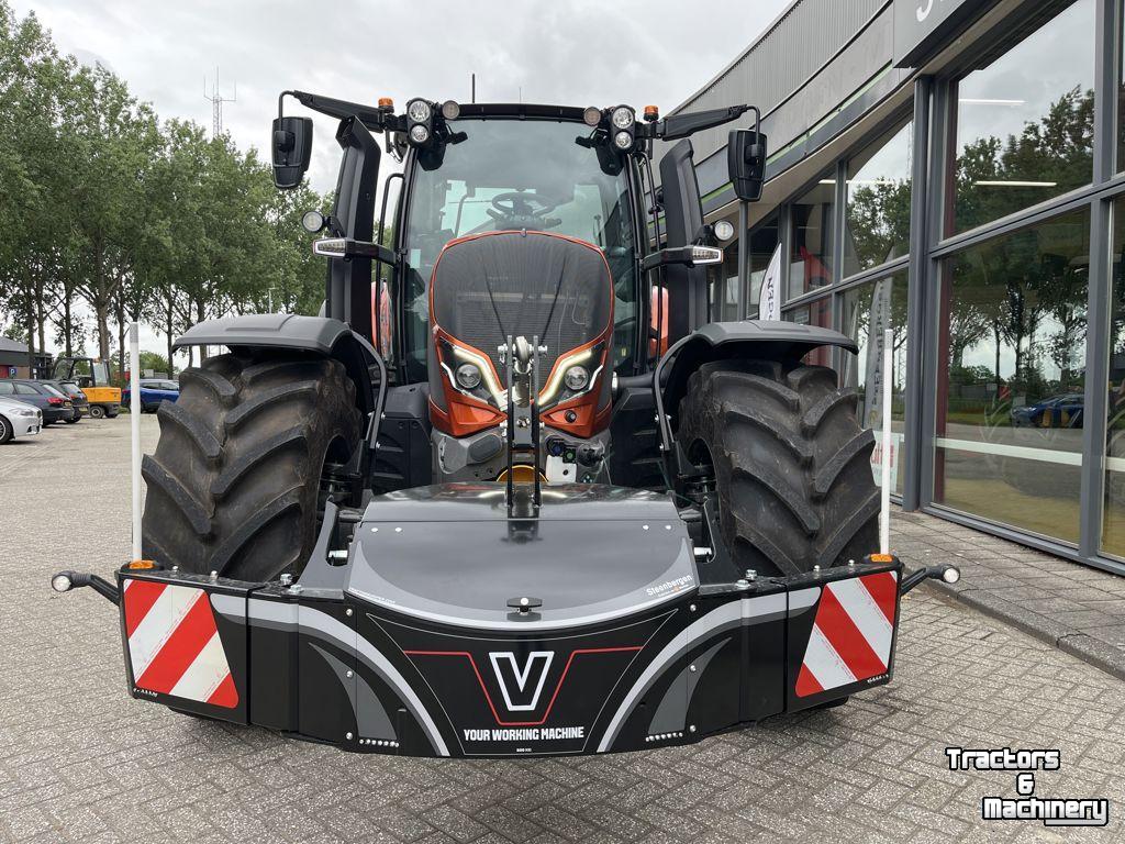 Tractor Valtra N175D
