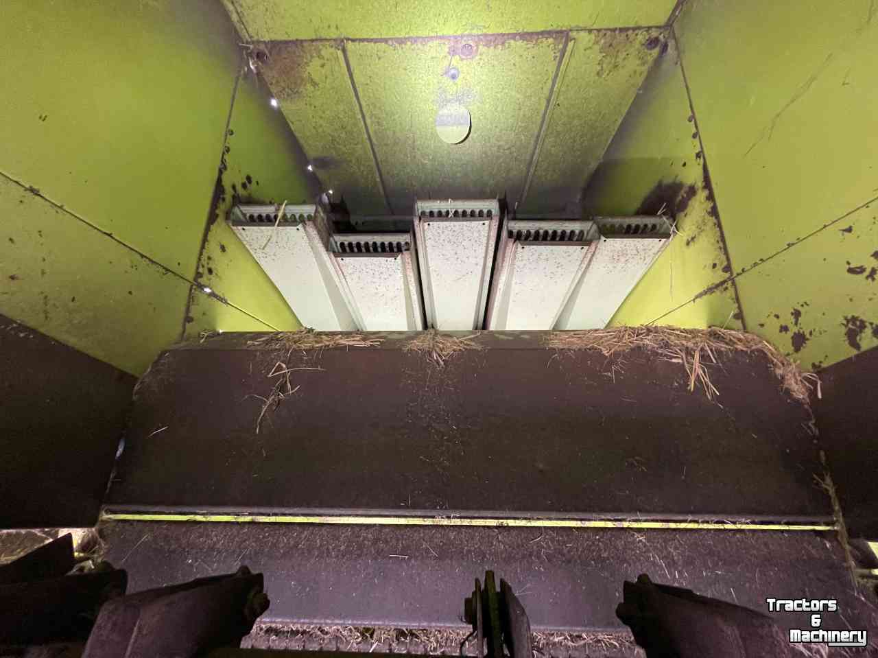 Combine Claas Dominator 85