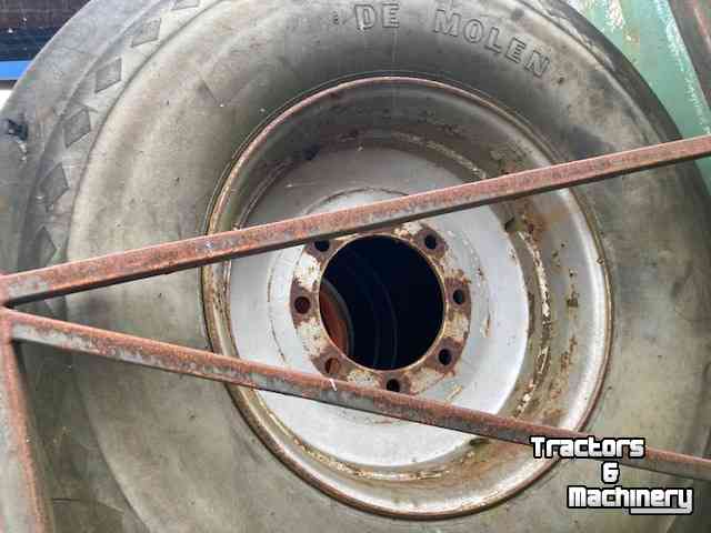 Wheels, Tyres, Rims & Dual spacers  550/60-22.5