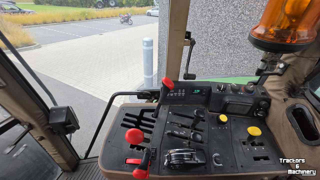 Tractor John Deere 6400
