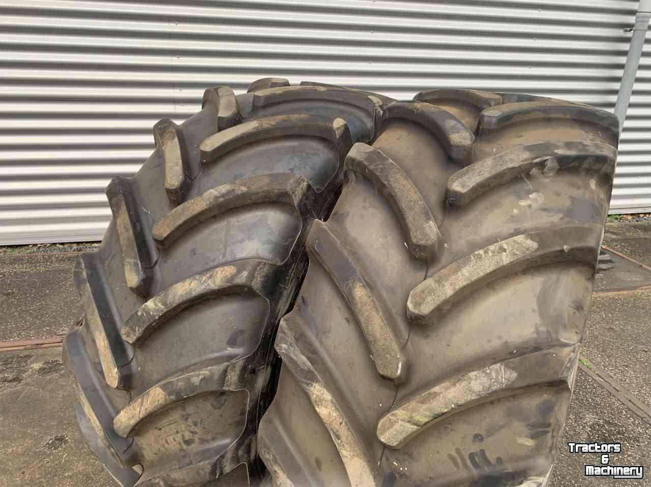 Wheels, Tyres, Rims & Dual spacers Firestone Maxi Traction