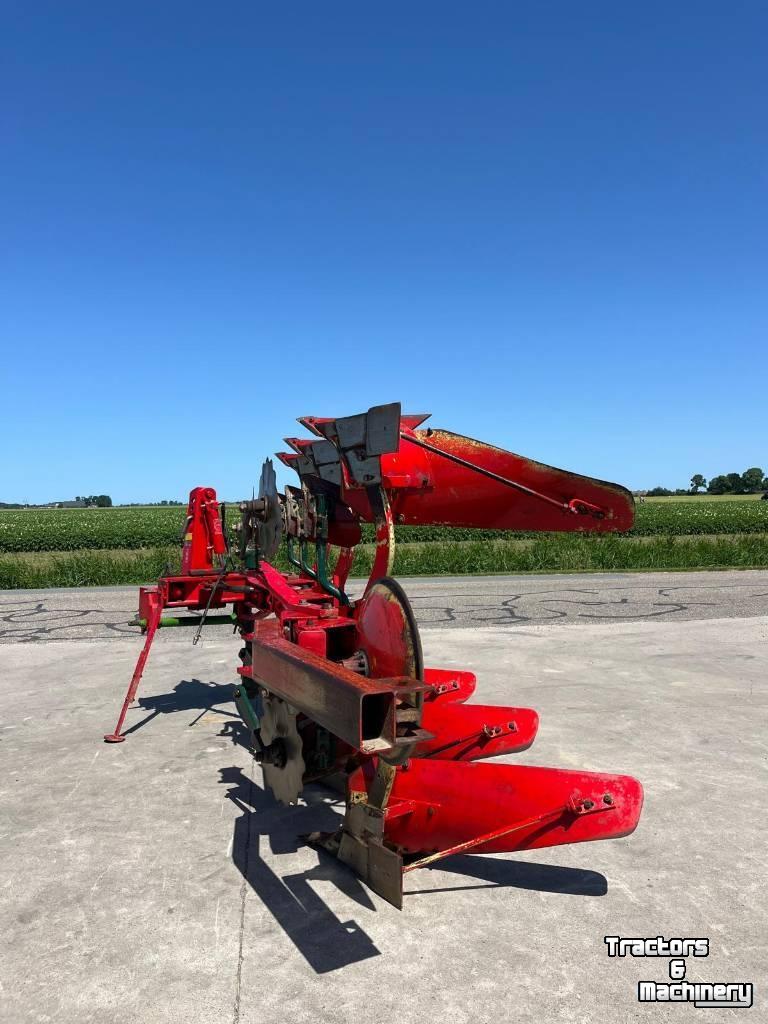 Ploughs Vogel & Noot MS950