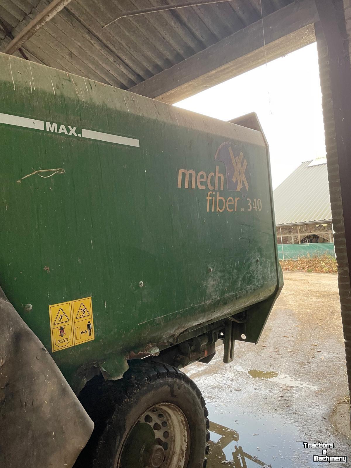 Vertical feed mixer  Keenan MF 340 voermengwagen