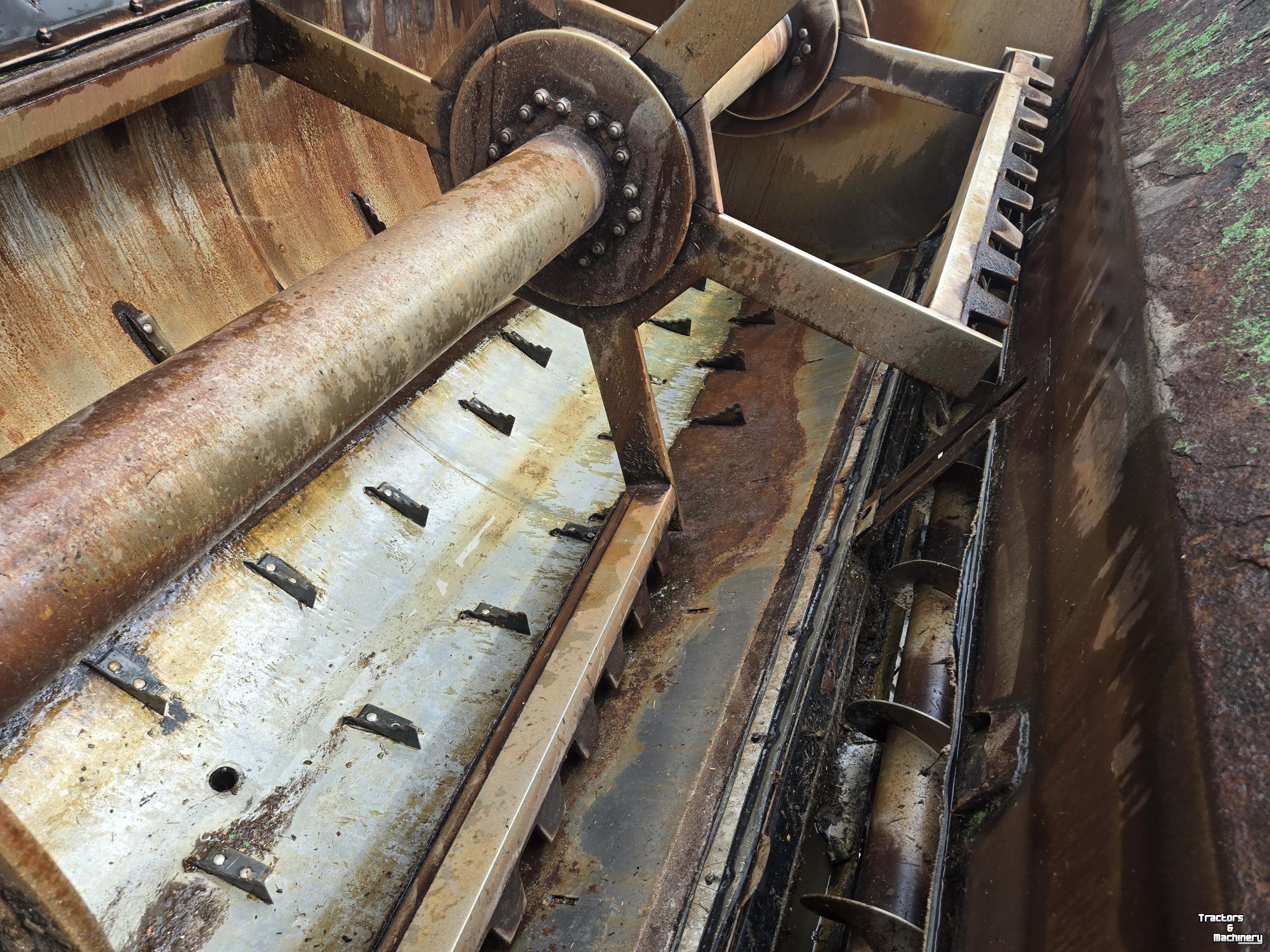 Feed mixer  Keenan MF 340 voermengwagen
