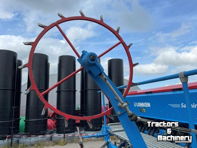 Seed drill Lemken saphir 9/300 20 rijen