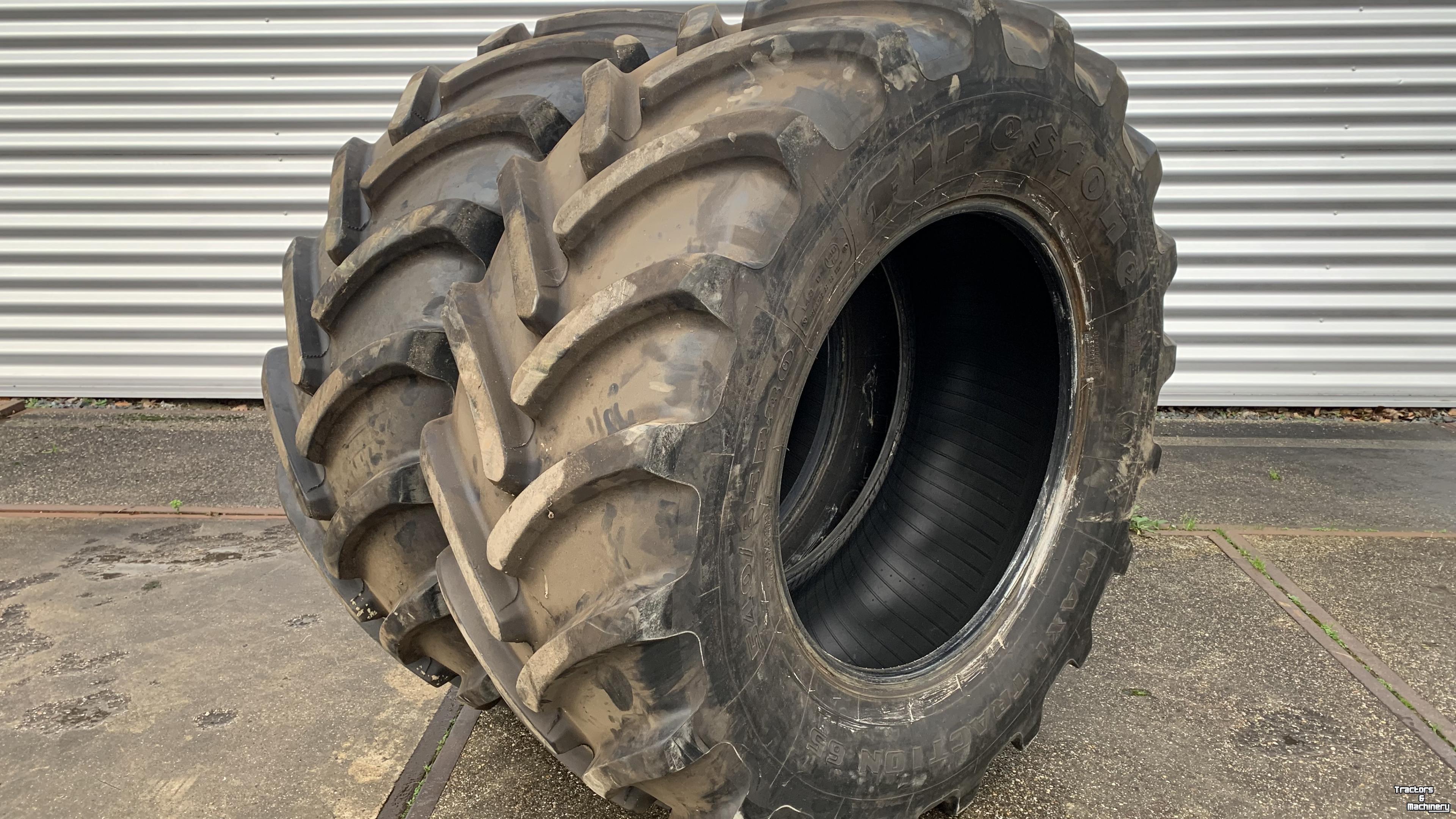 Wheels, Tyres, Rims & Dual spacers Firestone Maxi Traction