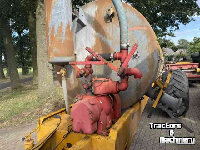Slurry tank Veenhuis 6800 ltr giertank