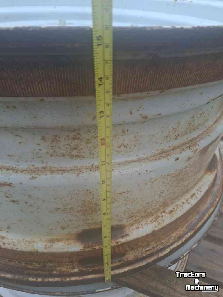 Wheels, Tyres, Rims & Dual spacers Ford 14-34 velgen origineel