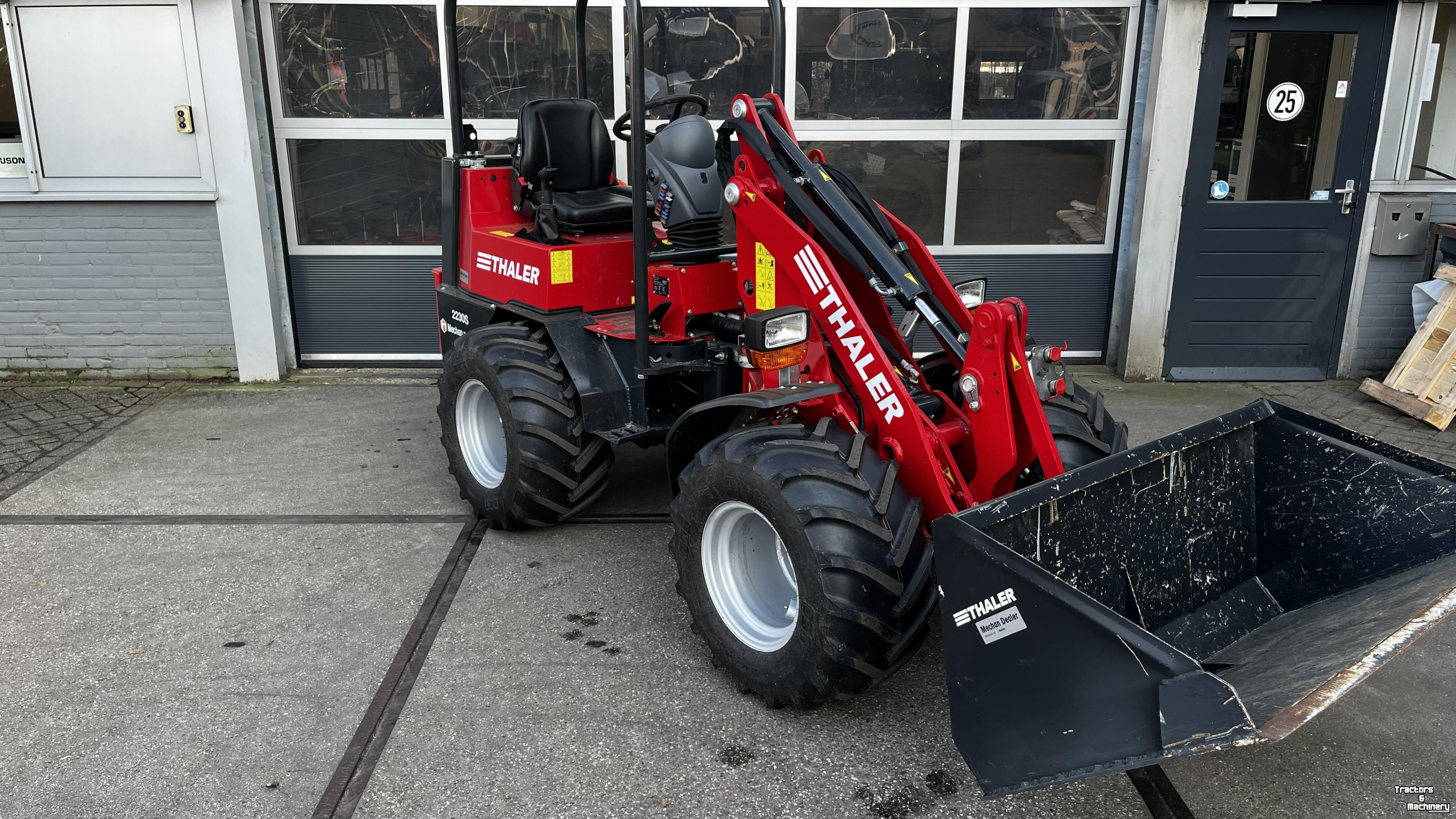 Wheelloader Thaler 2230S