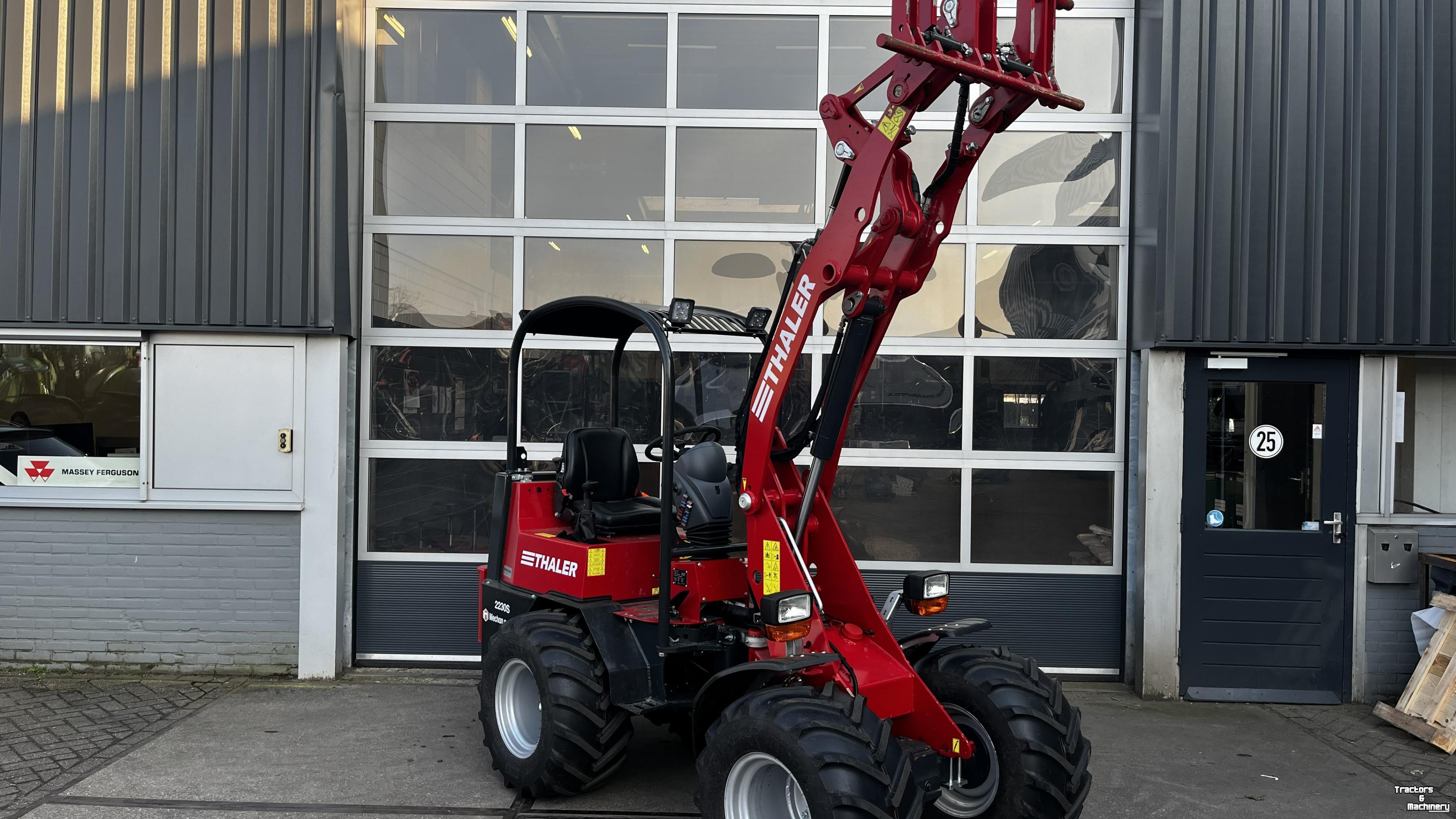 Wheelloader Thaler 2230S