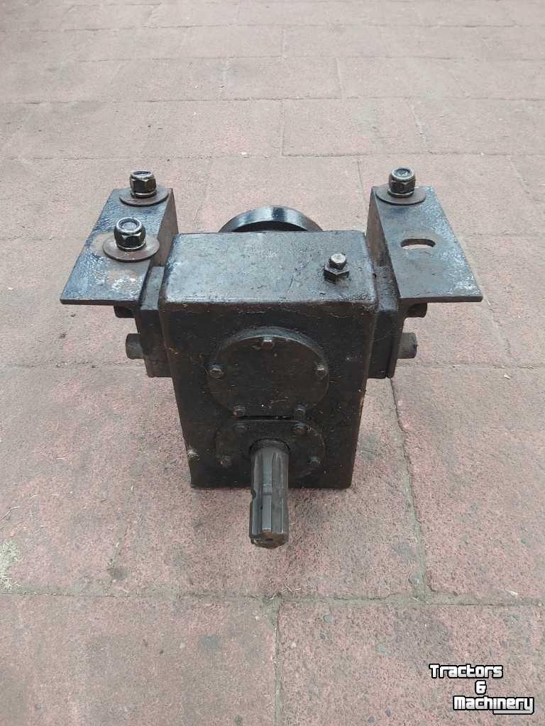 Used parts for tractors Deutz-Fahr Front hef pto