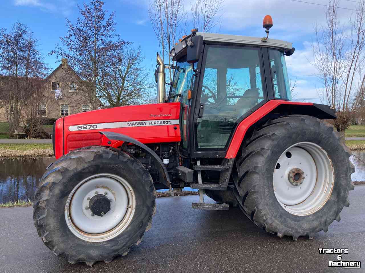 Tractor Massey Ferguson 6270