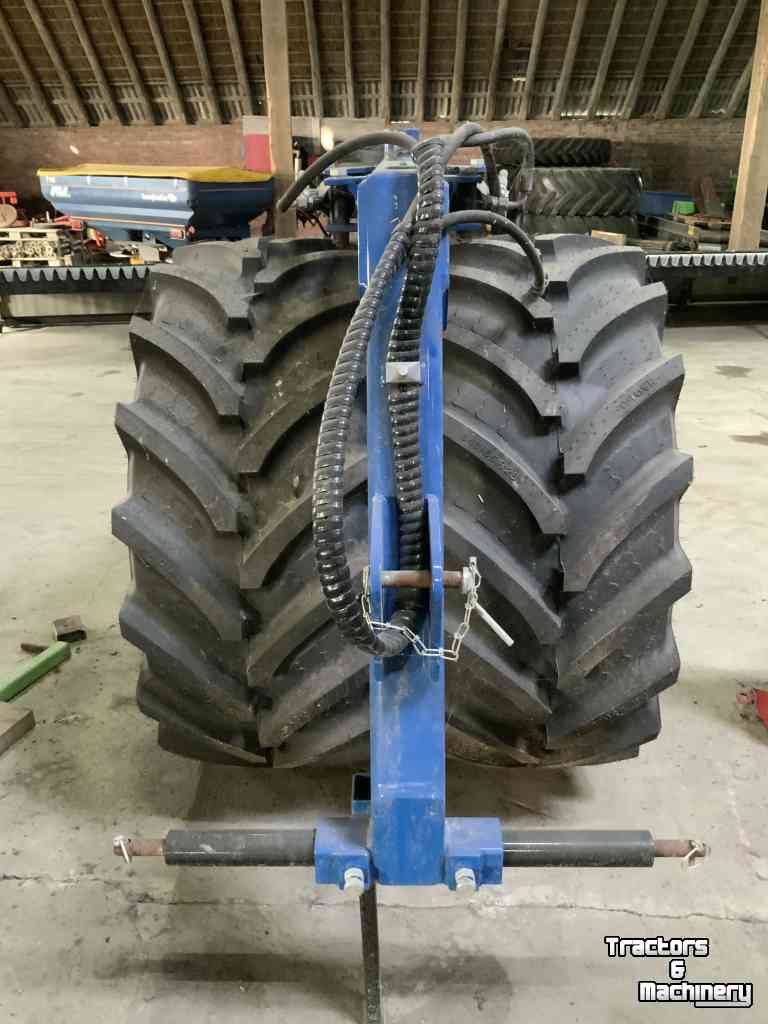Front tyre packer VSS Agro Neuswiel