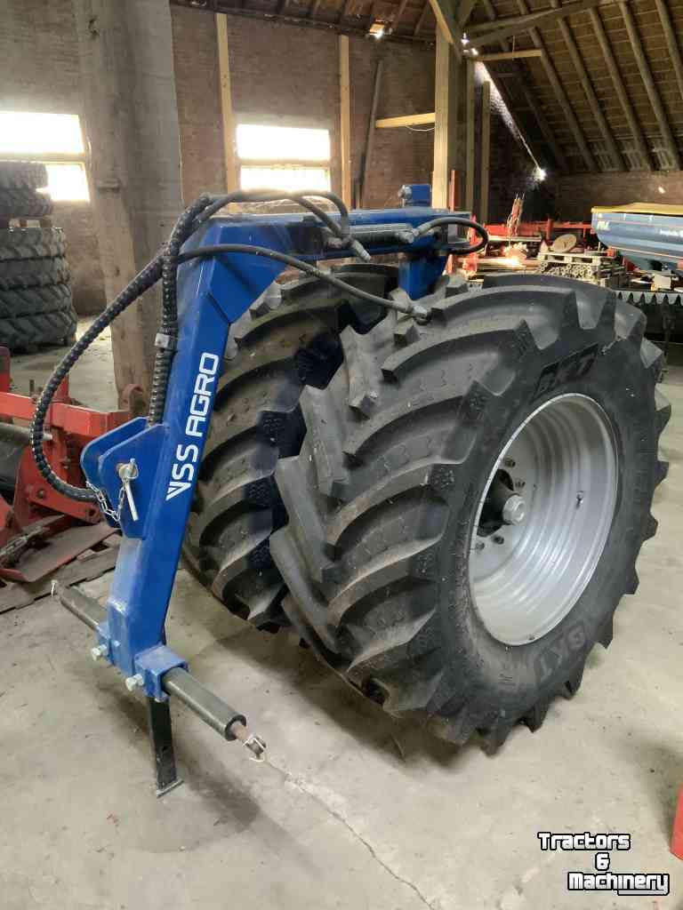 Front tyre packer VSS Agro Neuswiel