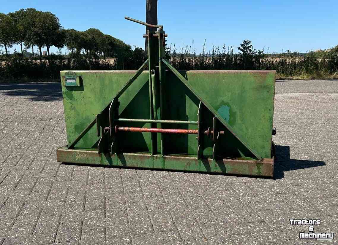 Tractor tipping boxes Jako 2B trekkerbak  grondbak
