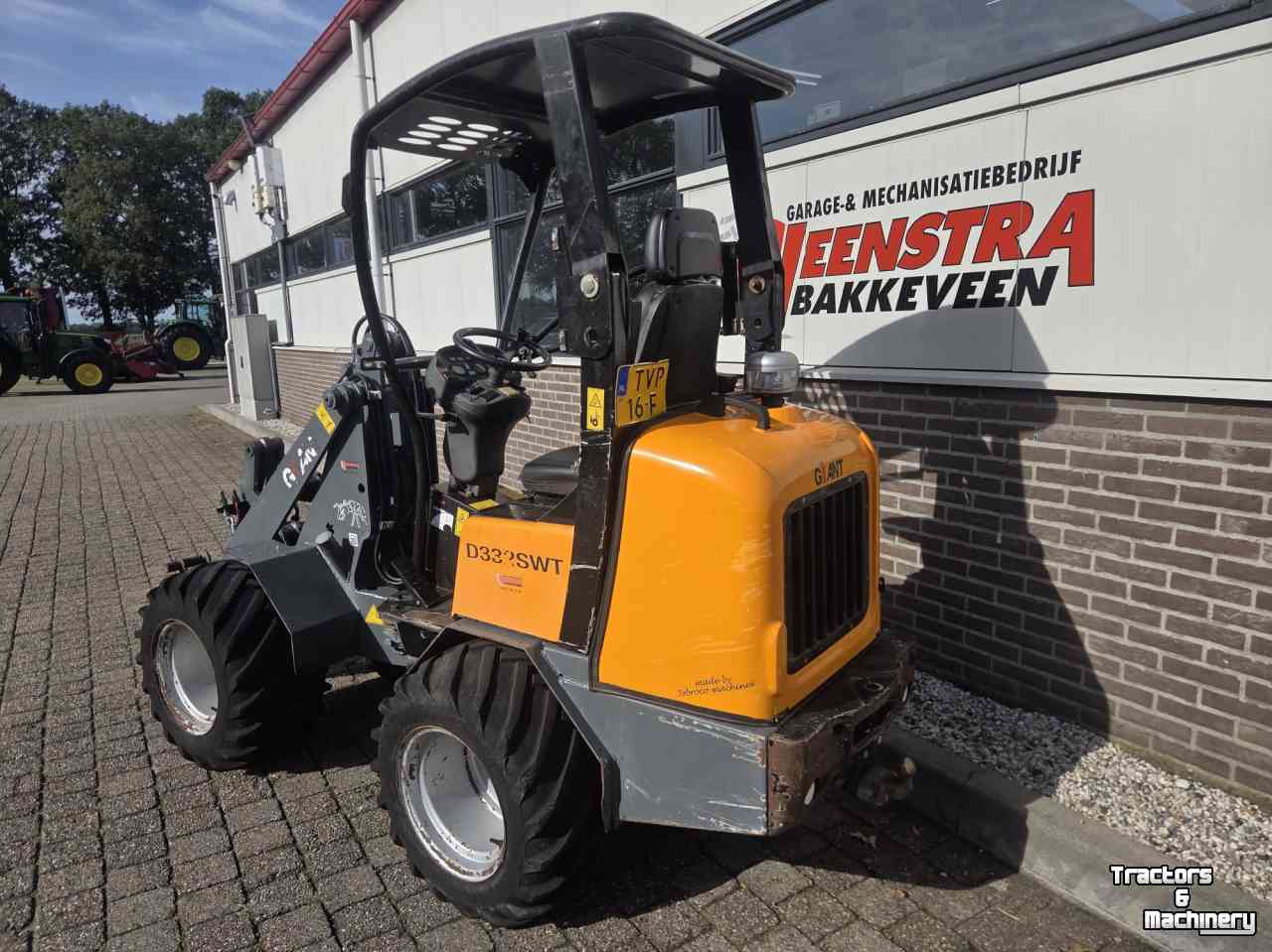 Wheelloader Giant D332SWT bigwheel