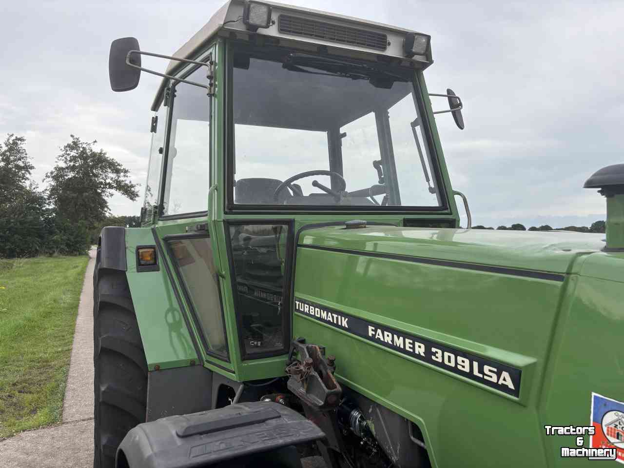 Tractor Fendt 309 LSA met voorlader