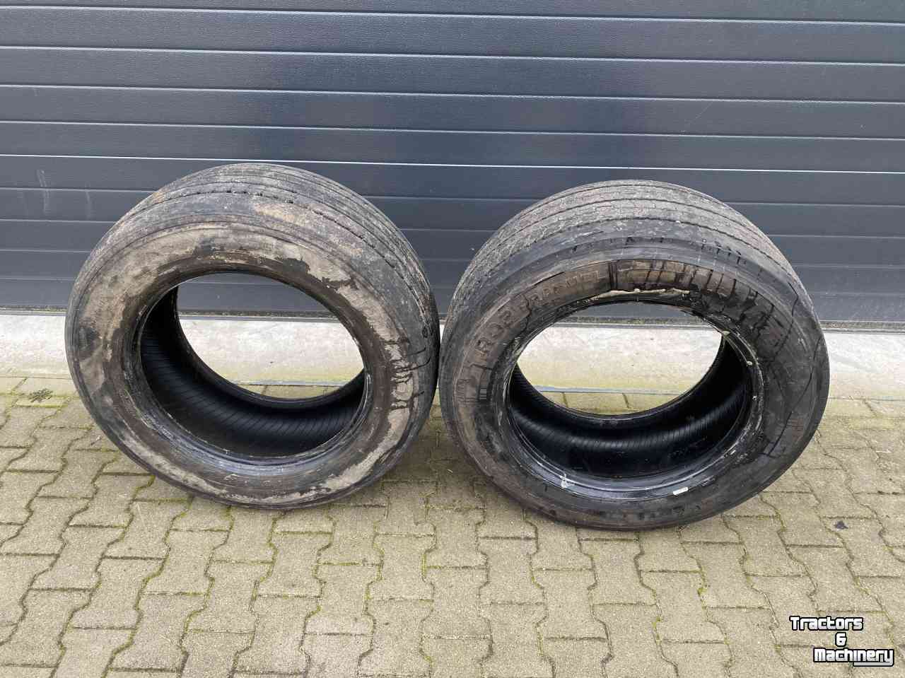 Wheels, Tyres, Rims & Dual spacers Hankook 355/50R22.5