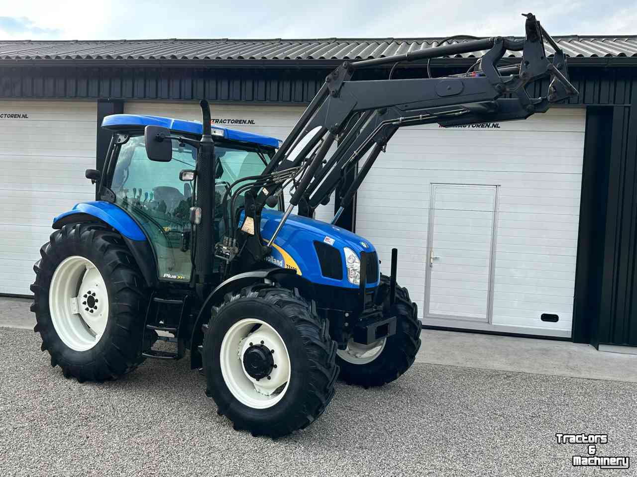 Tractor New Holland TSA 100