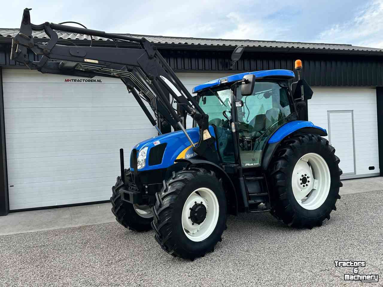 Tractor New Holland TSA 100