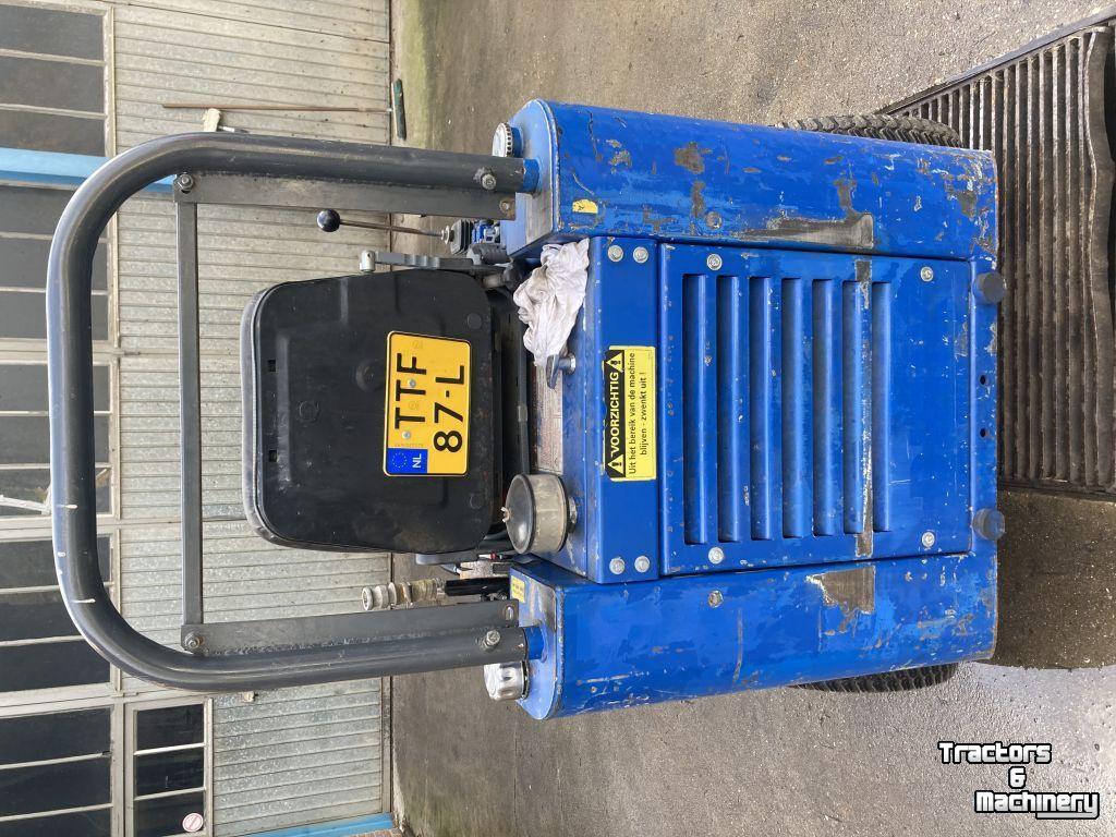 Other earthmoving and heavy equipment and accessories Knikmops 90