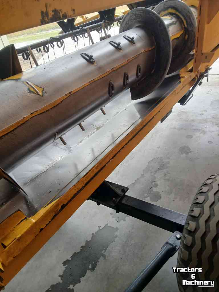 Combine New Holland tc5070