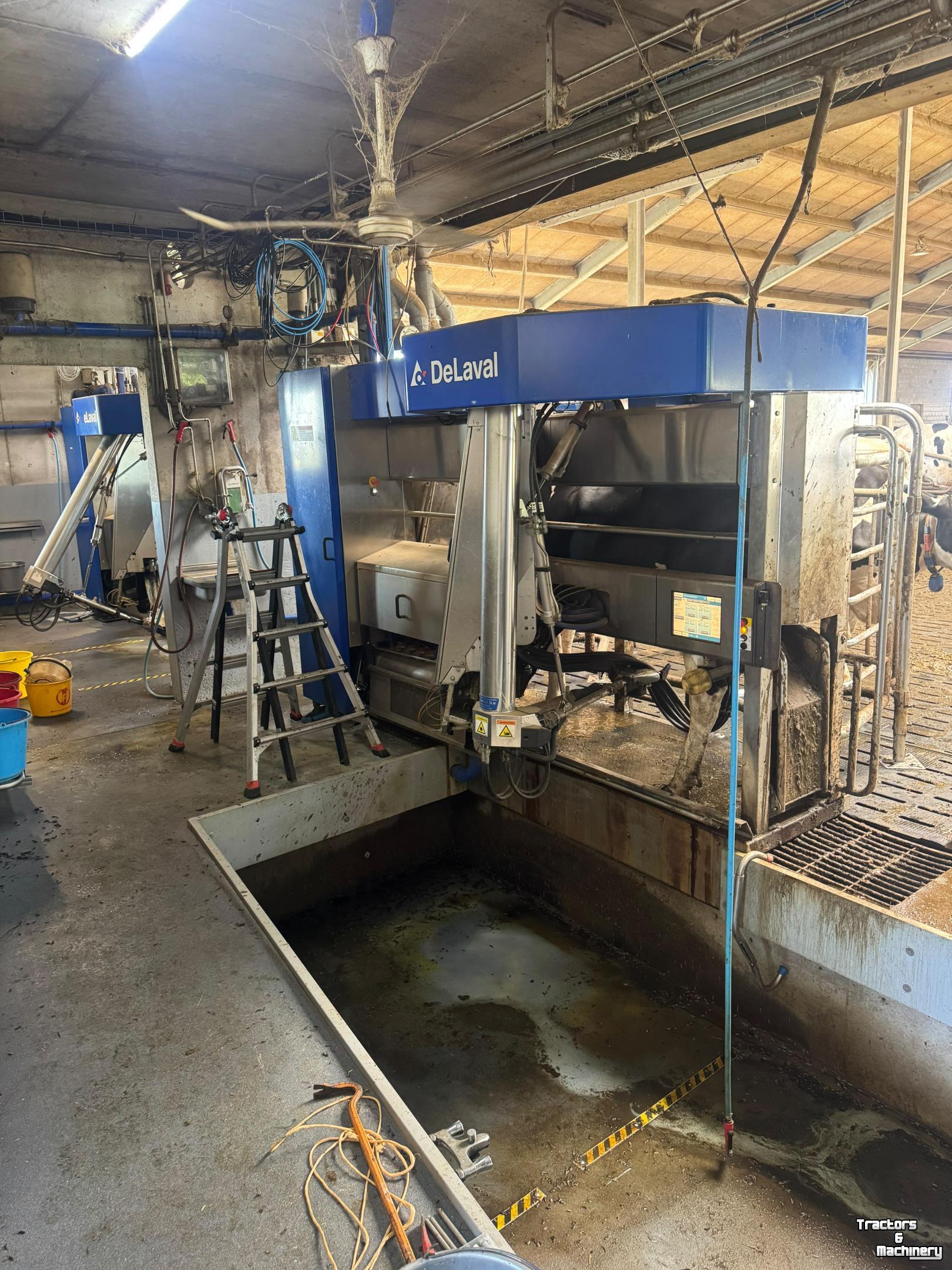 Milking robot DeLaval DELAVAL VMS