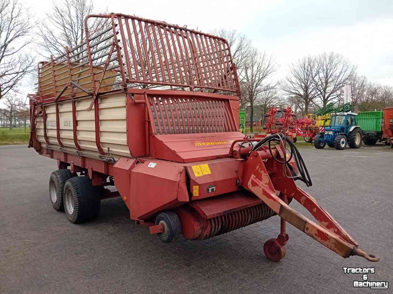 Self-loading wagon Strautmann Vitesse 230E opraapwagen, ladewagen, weidebouwmachines