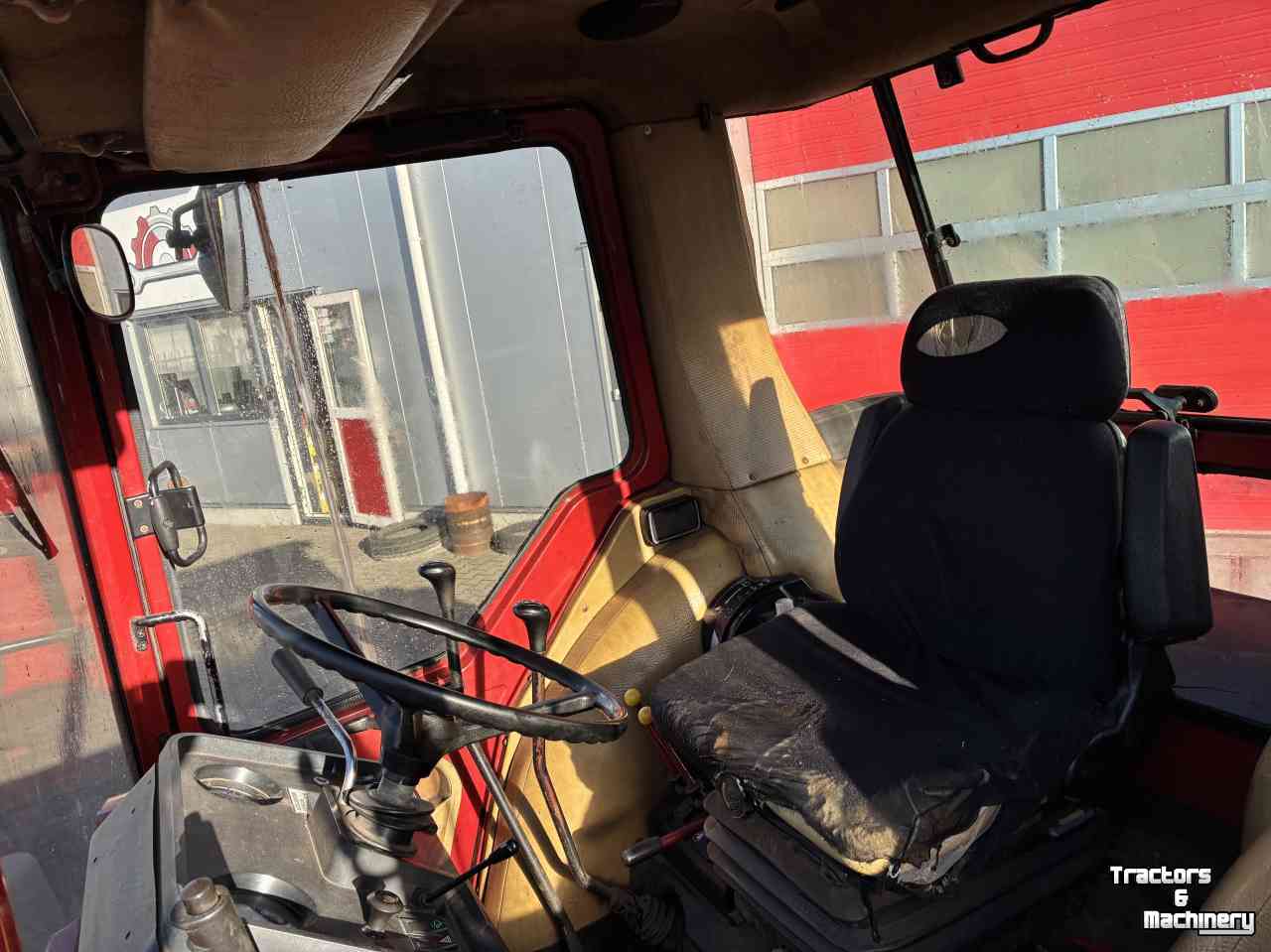 Tractor International 845XL
