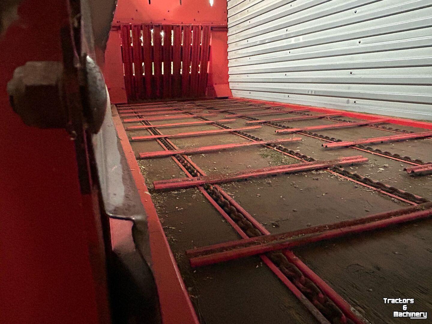 Self-loading wagon Taarup 465