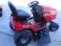 Ride-on mower Snapper SPX175