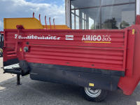 Silage-block distribution wagon Schuitemaker 30S