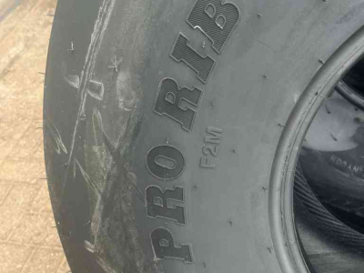 Wheels, Tyres, Rims & Dual spacers BKT 16,5-16.1