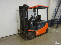 Forklift Toyota 8FBMT25