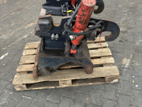 Tilt couplers  Kantelstuk CW30