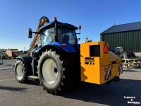 Tractor New Holland T7.210 AC + Herder Grenadier