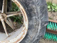Wheels, Tyres, Rims & Dual spacers Taurus 11.2 r 24