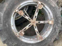 Wheels, Tyres, Rims & Dual spacers Taurus 11.2 r 24