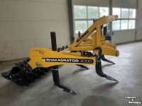 Deep subsoiler McConnel SHAKAERATOR bouwlandwoeler - vibratiewoeler