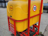 Fieldsprayer 3 points  Jarmet spuitvat 600 ltr