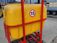 Fieldsprayer 3 points  Jarmet spuitvat 600 ltr